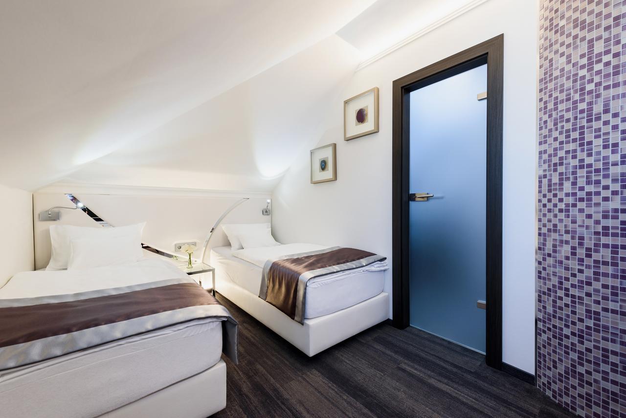 Rq Boutique & Unique 4* Győr